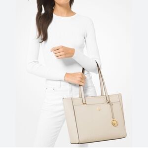 Michael Kors 3 in 1 Large Maisie Tote. Beige. #360